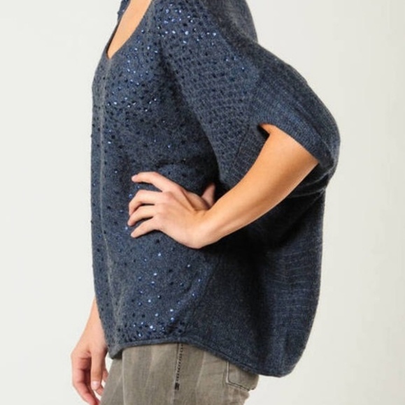 Free people grey sequin boho crop sweater size M - Picture 2 of 8